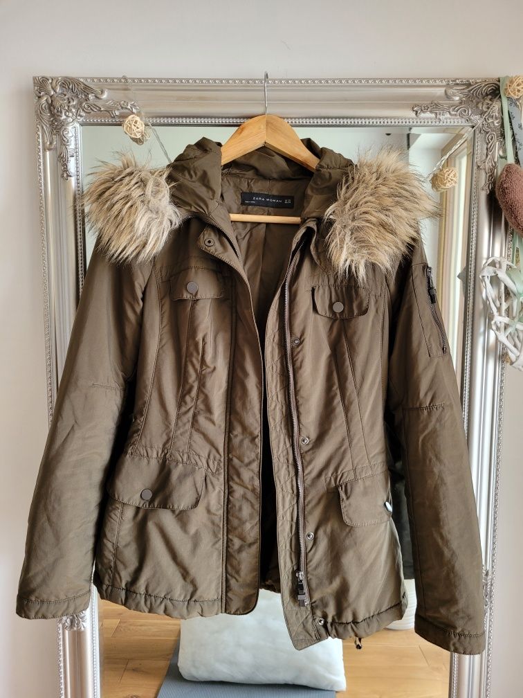 ZARA Woman,kurtka,ocieplana parka,khaki/zielony,kaptur,futerko,r.XS