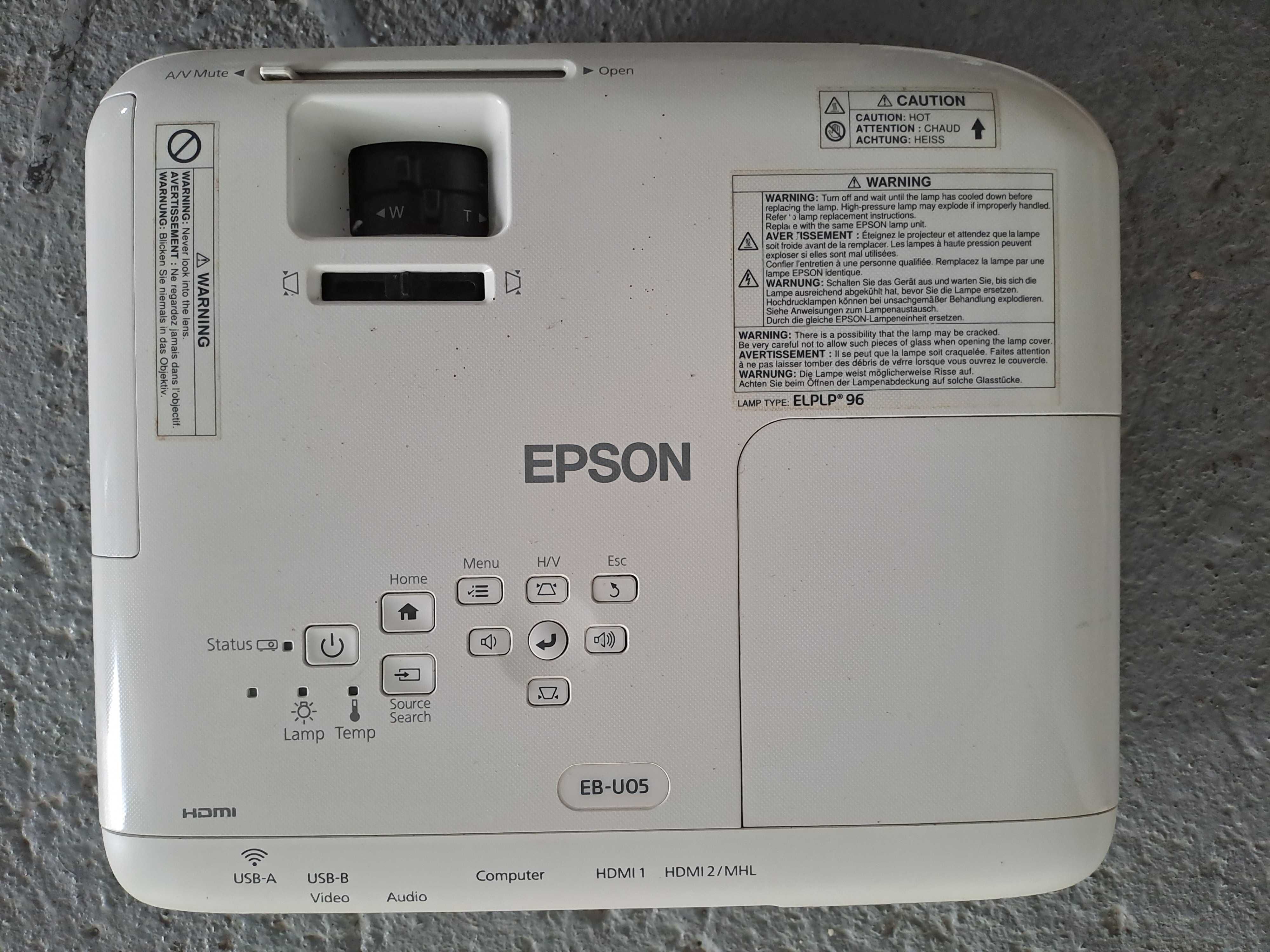 Retro Projetor EPSON EB-UO5 HD