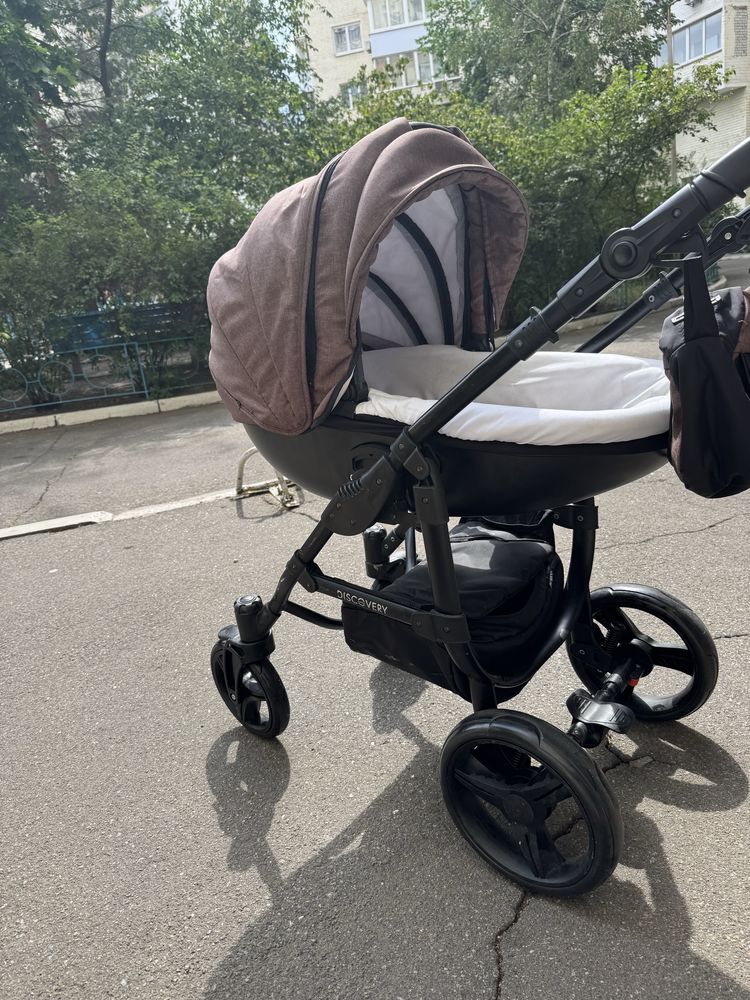 Продам коляску Angelina Discovery evolution 2в1