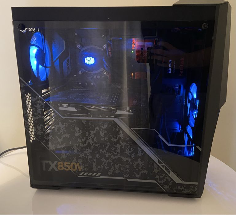 PC Gaming c/Monitor e Rato Logitech