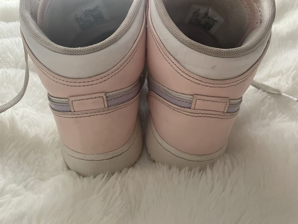 Air Jordan 1 Mid różowe buty, rozmiar 38.5