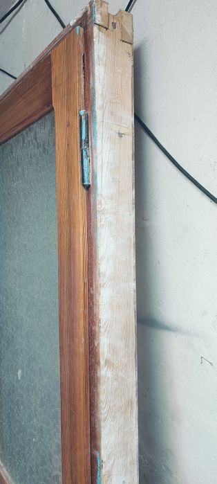 Drzwi wewnętrzne drewniane z ościeżnicą