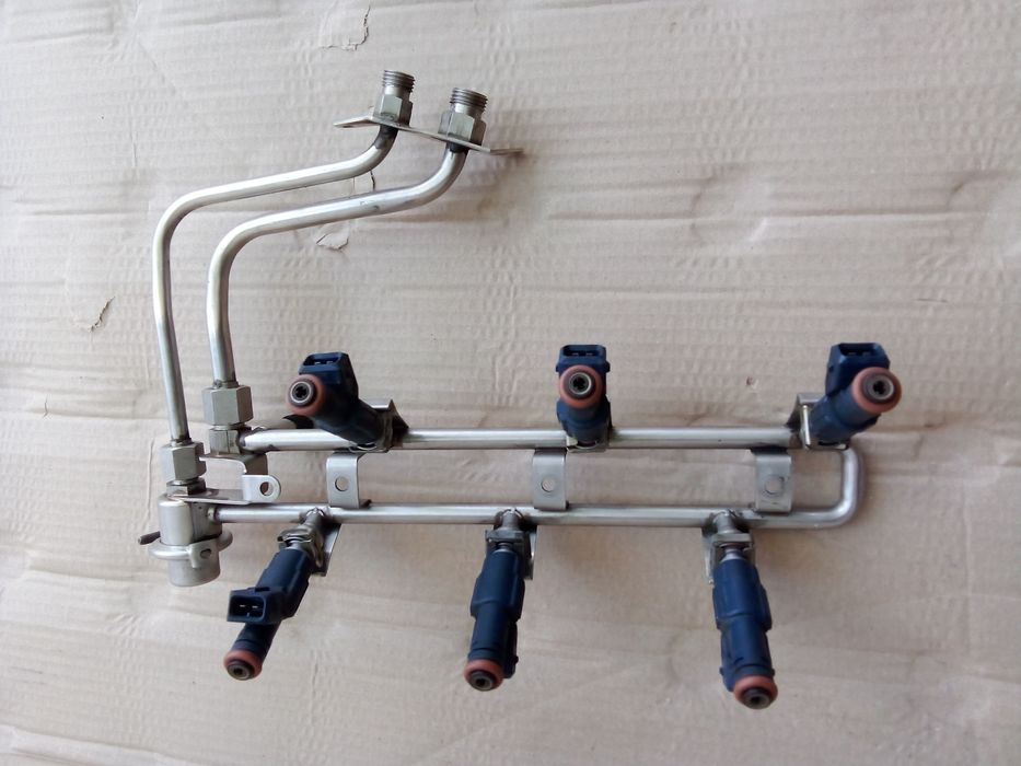 Форсунки топливные Омега Б 2.5 V6 (0280155712)