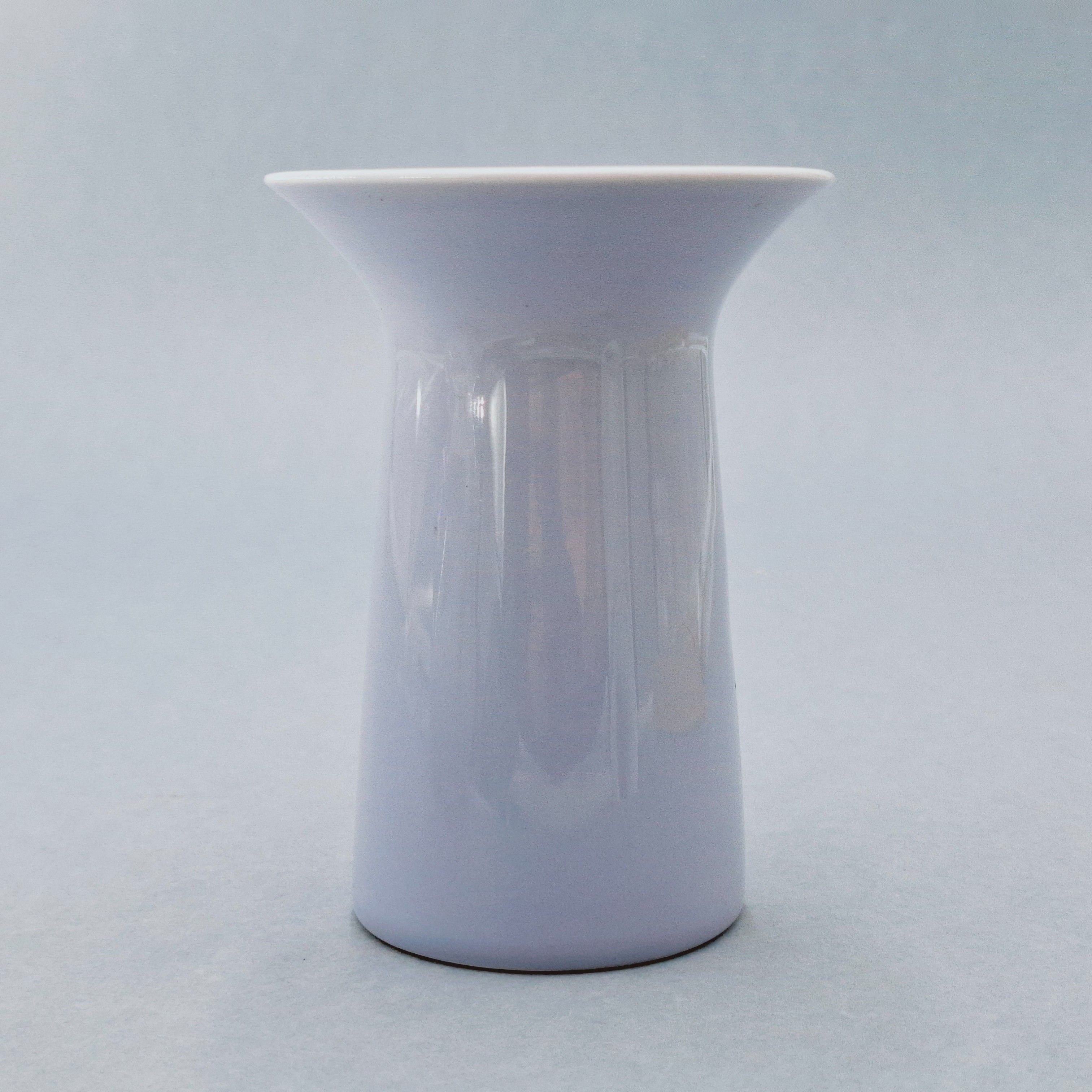 asa selection fioletowy jagodowy pastelowy  wazonik ceramicznyu