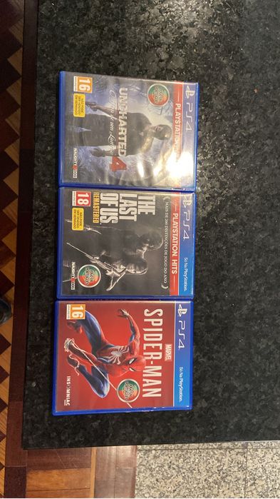 3 jogos Playstation 4