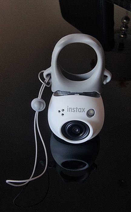Fujifilm Instax Pal + capa como nova!