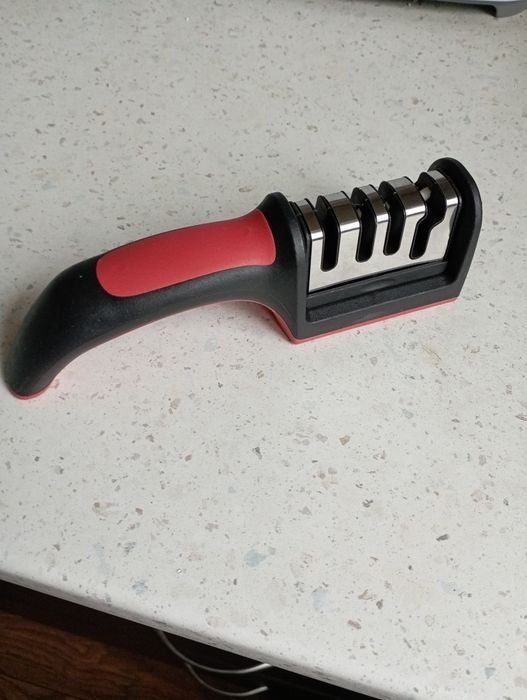 Точилка для ножей