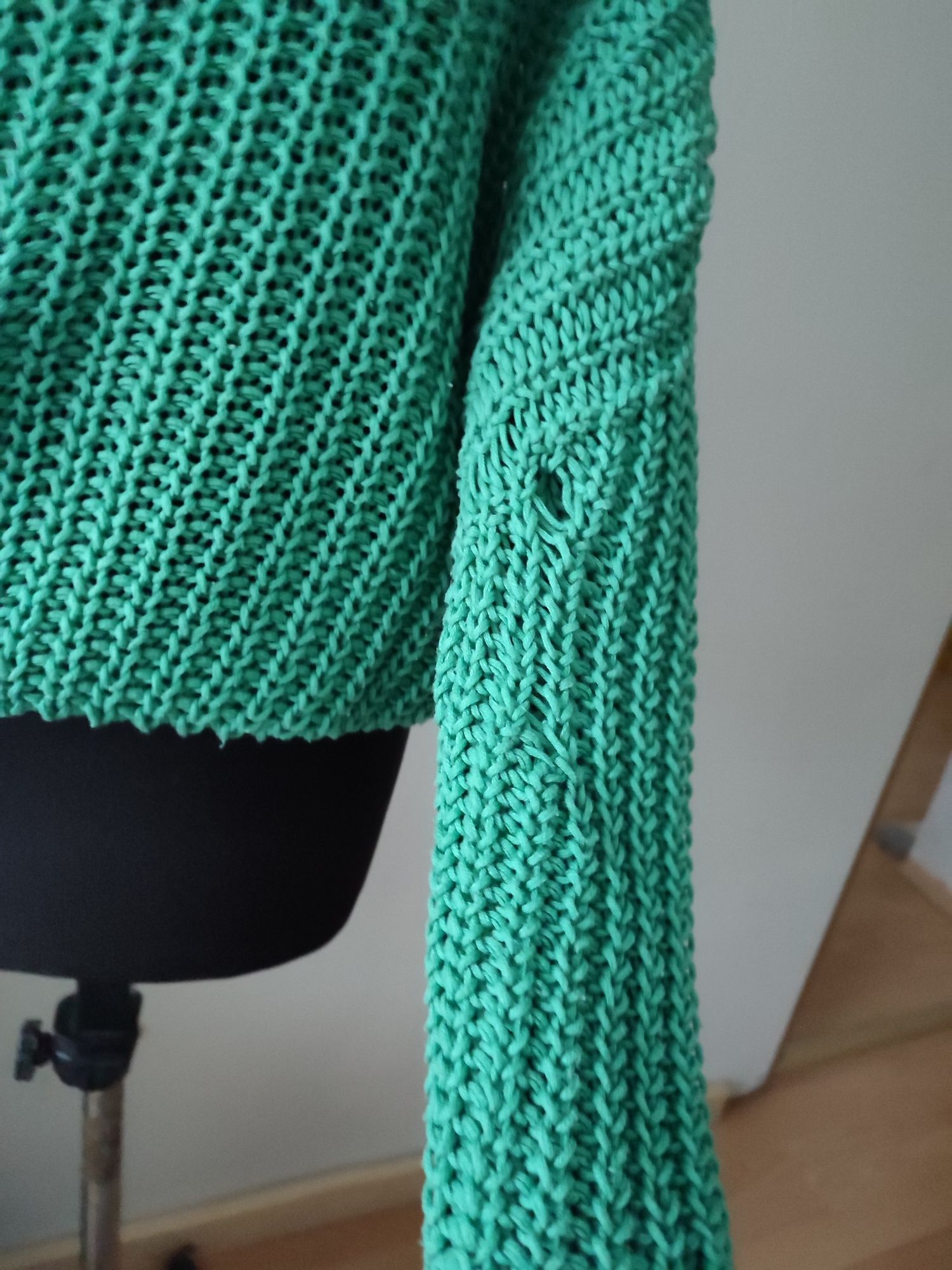Zielony sweterek 36