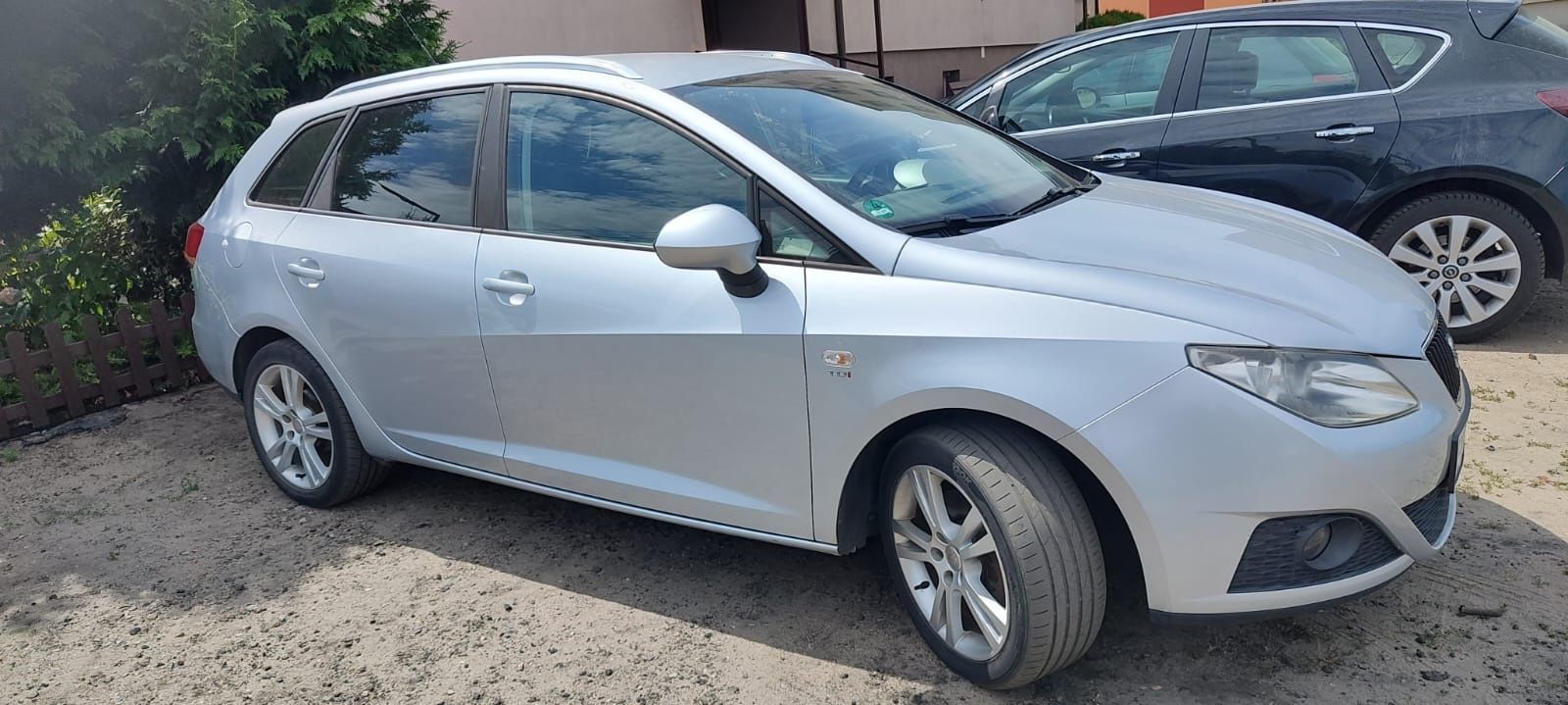 Seat Ibiza 1,6 TDI rok 2011