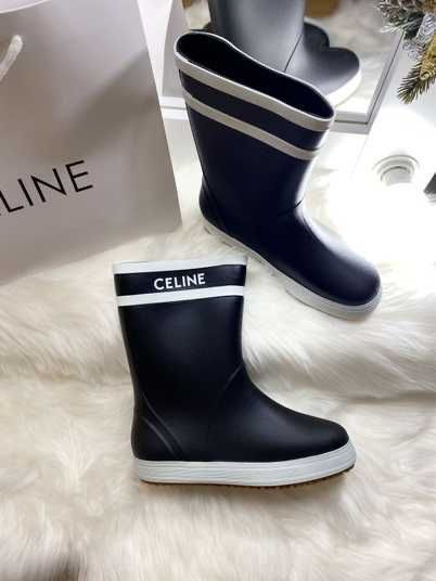 Продам стильні резинові сапожки CELINE