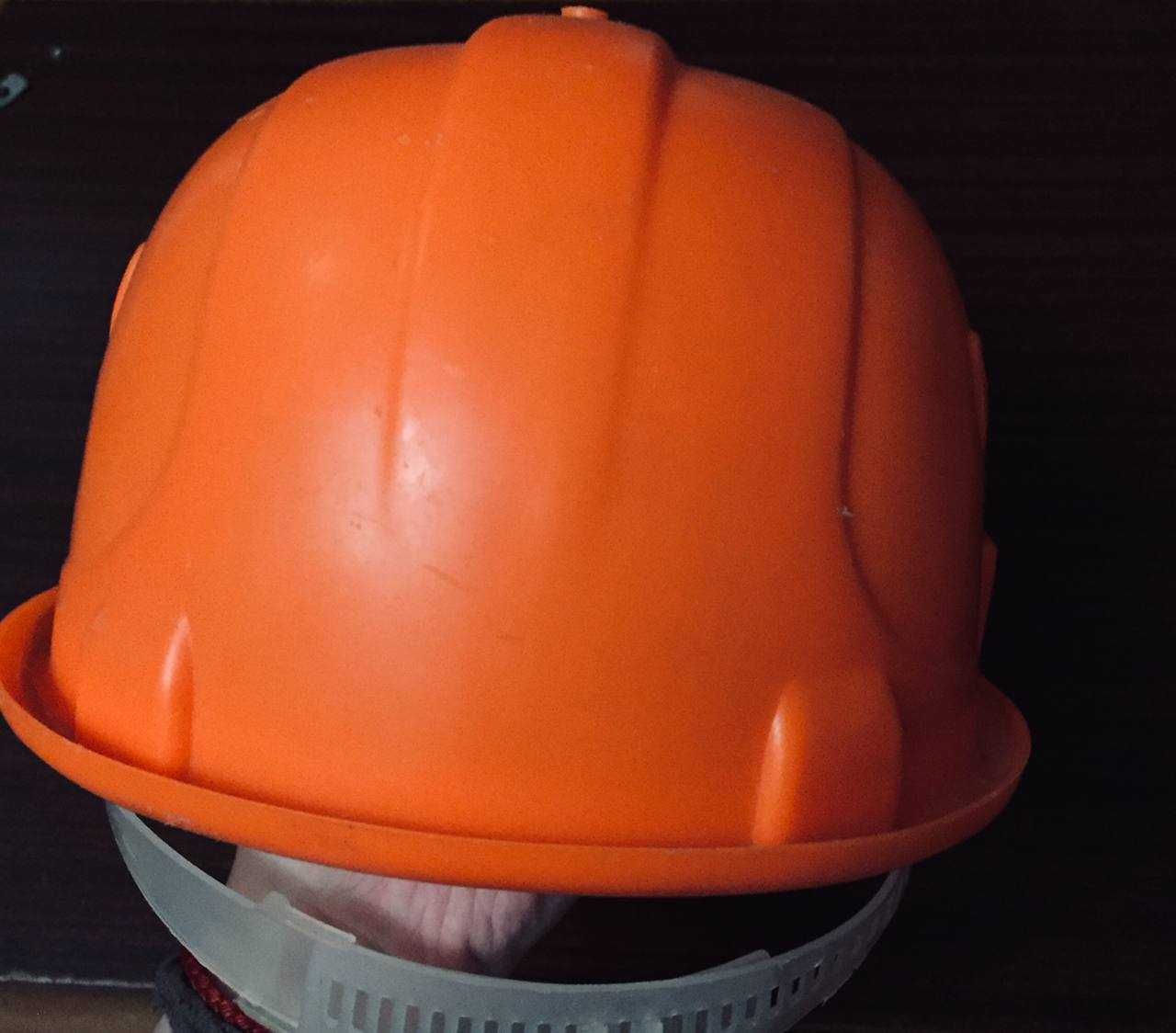 Каска строителя оранжевая