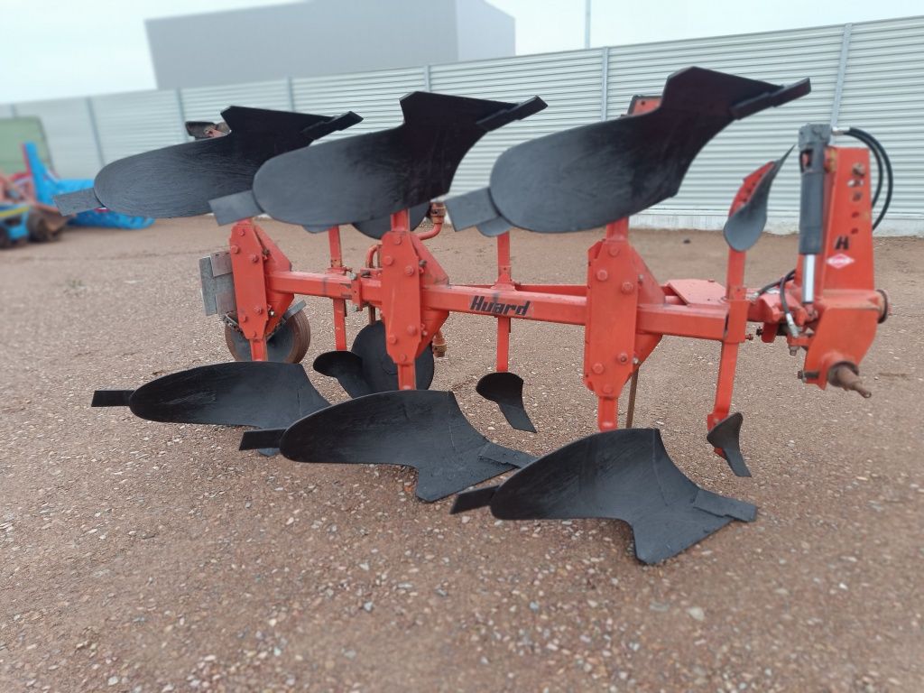 Pług obrotowy Kuhn Master100/120