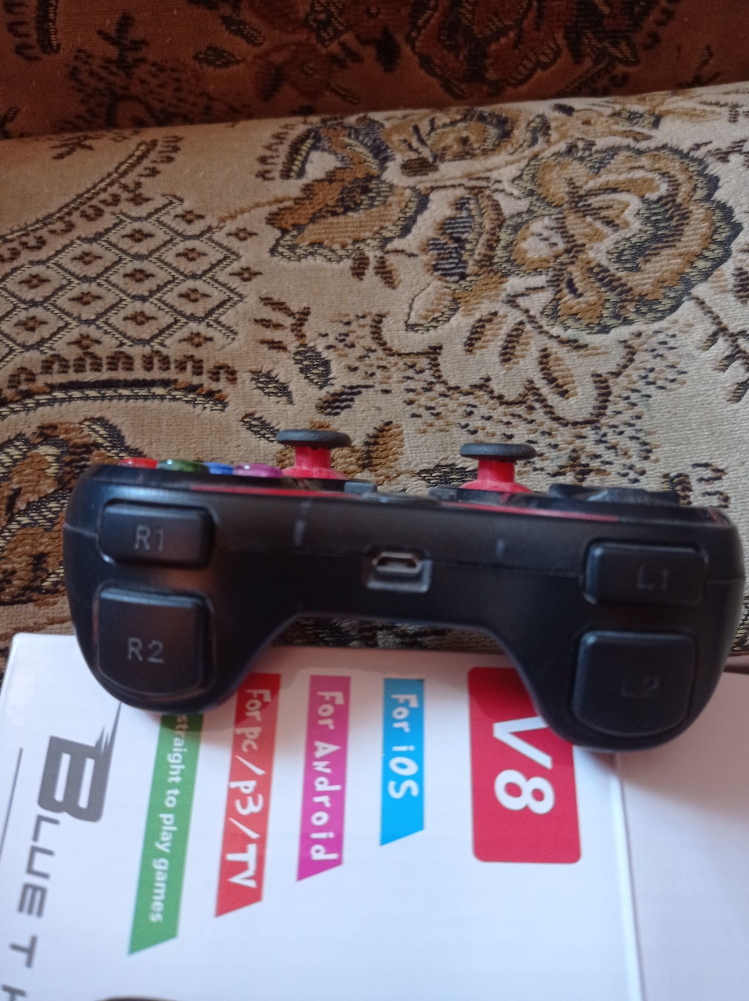 Руль джойстик геймпад Gamepad Bluetooth V8