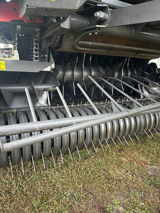 Продається прес-підбирач Claas Variant 370 power