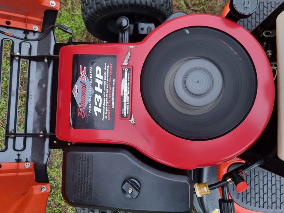 Traktorek Kosiarka HUSQVARNA YTH130