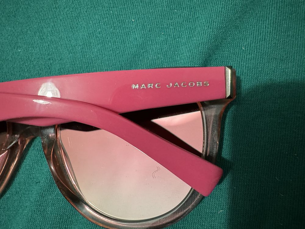 Różowe okulary przeciwsloneczne Marc Jacobs