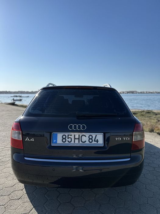 Audi A4 Avant 1.9 TDI 130cv M5