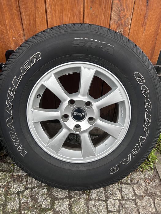 Alufelgi z oponami 255/75R17 Jeep Wrangler