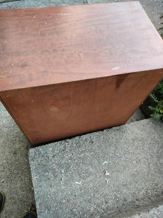 Szafka nocna nocna z szufladami stylowa stolik komoda