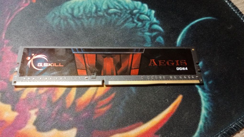 ОЗУ DDR4 4GB 2400 17-17-17-39 G.Skill Aegis