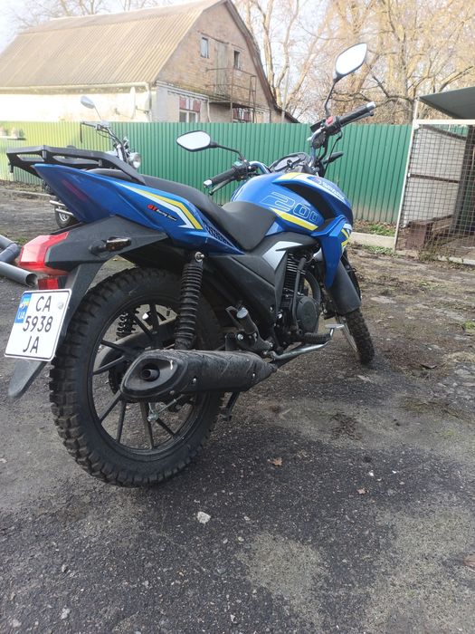 Продам Спарк 200 р17