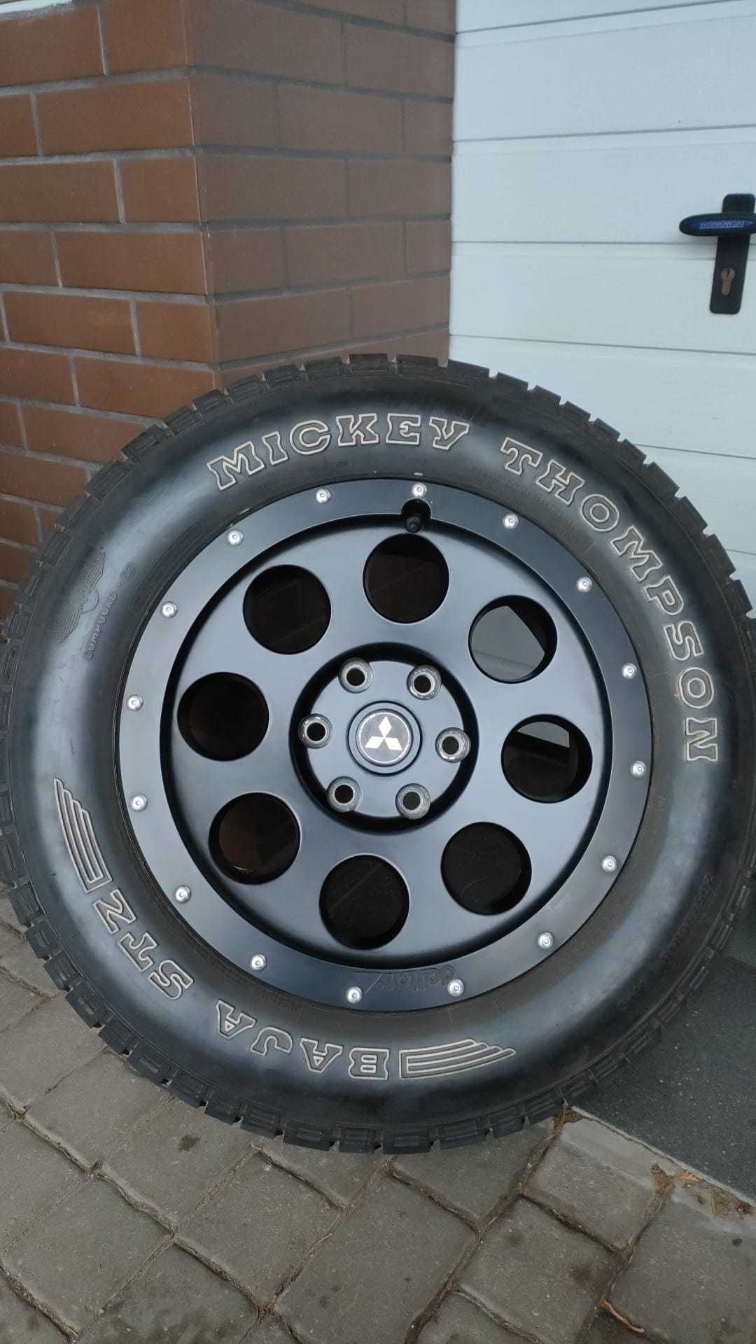 Koła DELTA  18' 6x139,7 opony  MICKEY THOMPSON BAJA 265/60/18 (OL1316)