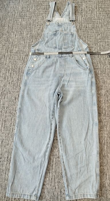 Жіночий комбінезон