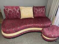 Rozkładana sofa z pufa