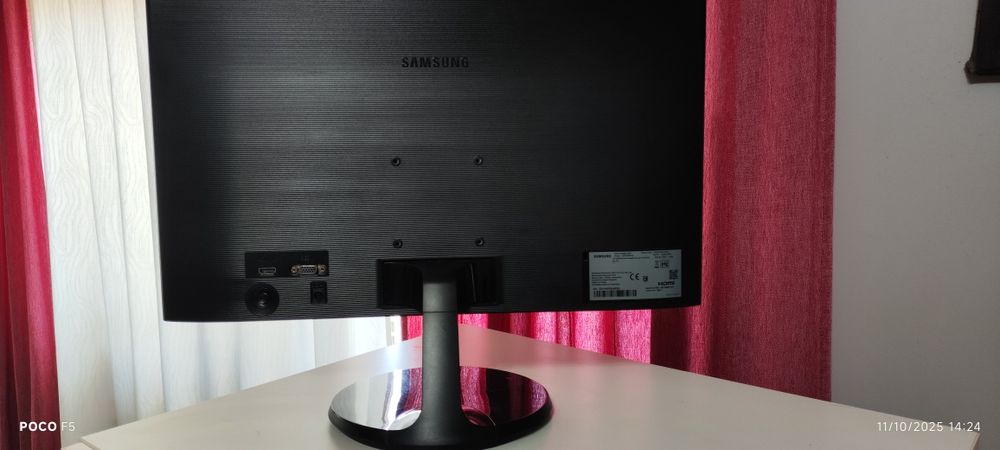 Monitor Samsung SF22