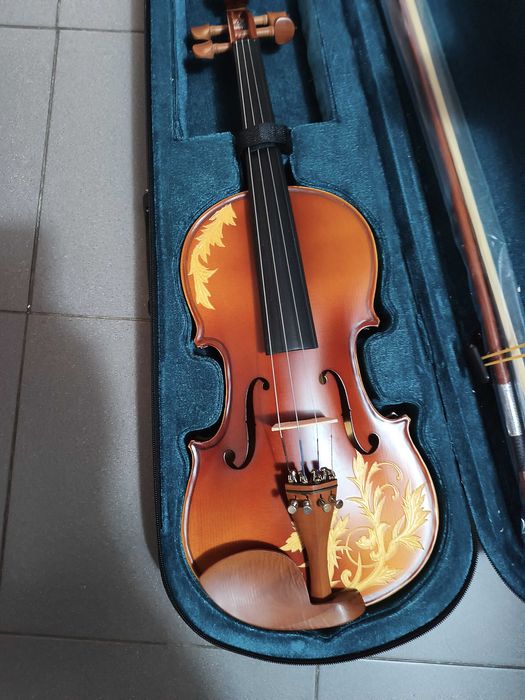Violino 4/4 decorado