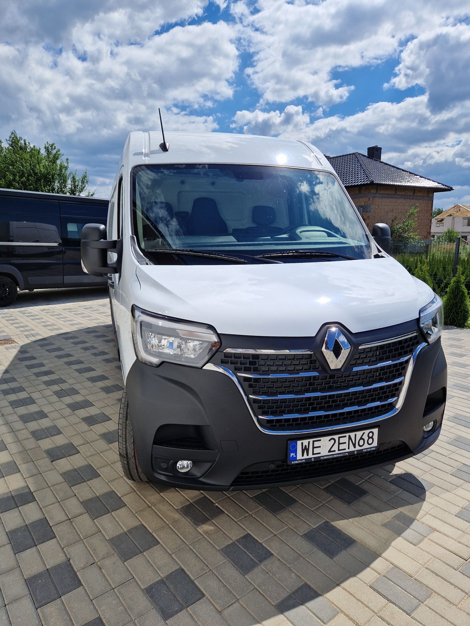 Wynajem busa wynajmę wypożyczalnia. Pojazdy użytkowe transport