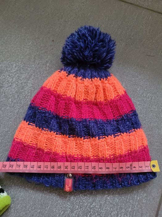 Czapka czapki zima 4F, Dynastar, AST nowa jak nowe zestaw paka