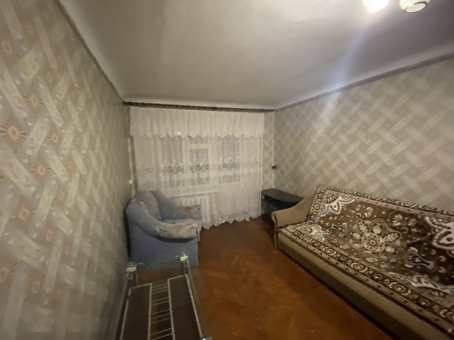 Здам 2х кімнатну квартиру !