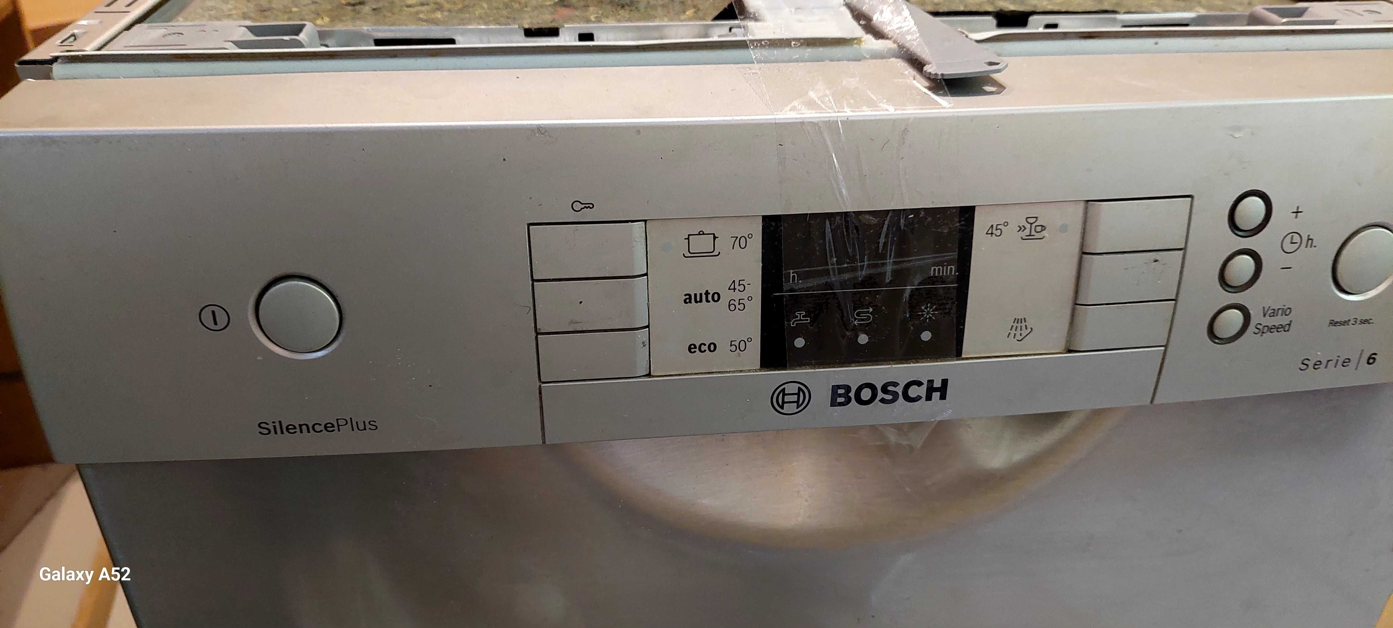 Посудомоечная машина Bosch 45 см. Чистая, рабочая, в порядке.