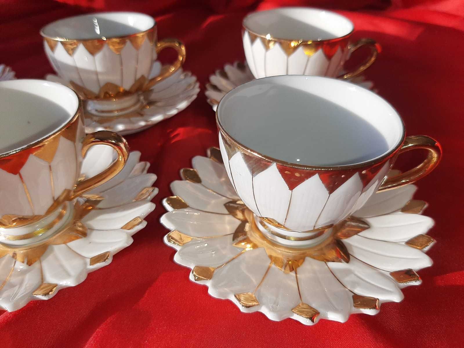 6 Chávenas com pires porcelana Foreign