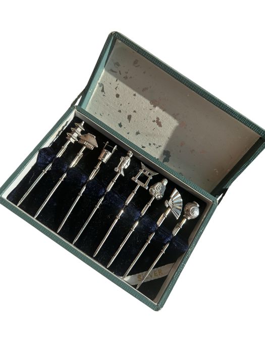 Столовое Серебро Tiffani і інші Ложки серебро