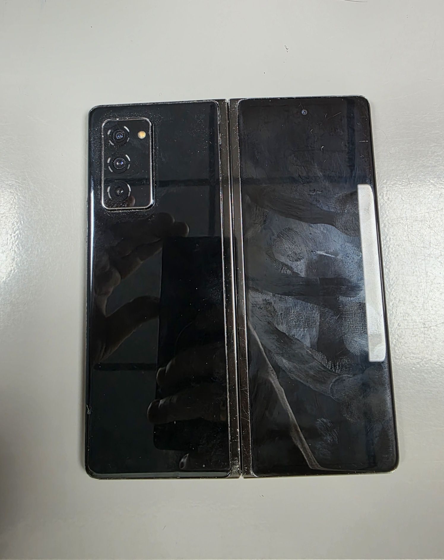 Samsung Z Fold 2 На запчасти!
