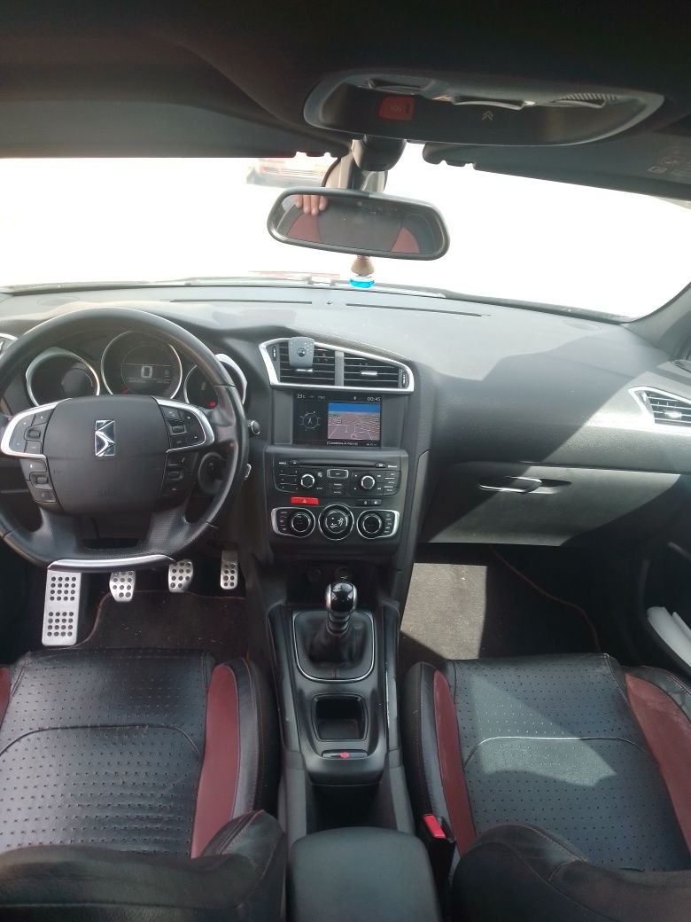 Ds4 só chic caixa manual