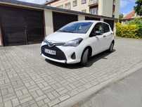 Toyota yaris2015