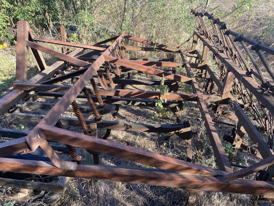 Трактор ЮМЗ-6 і культиватор