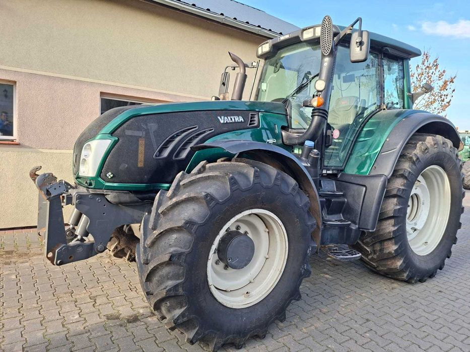 Ciągnik rolniczy Valtra T203, John Deere, Fendt