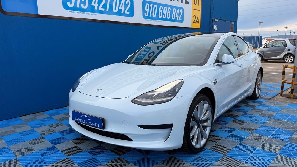 Tesla Model 3 Standard Range Plus RWD