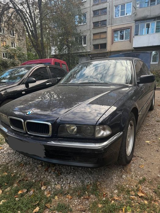 BMW/728i/E38/1995