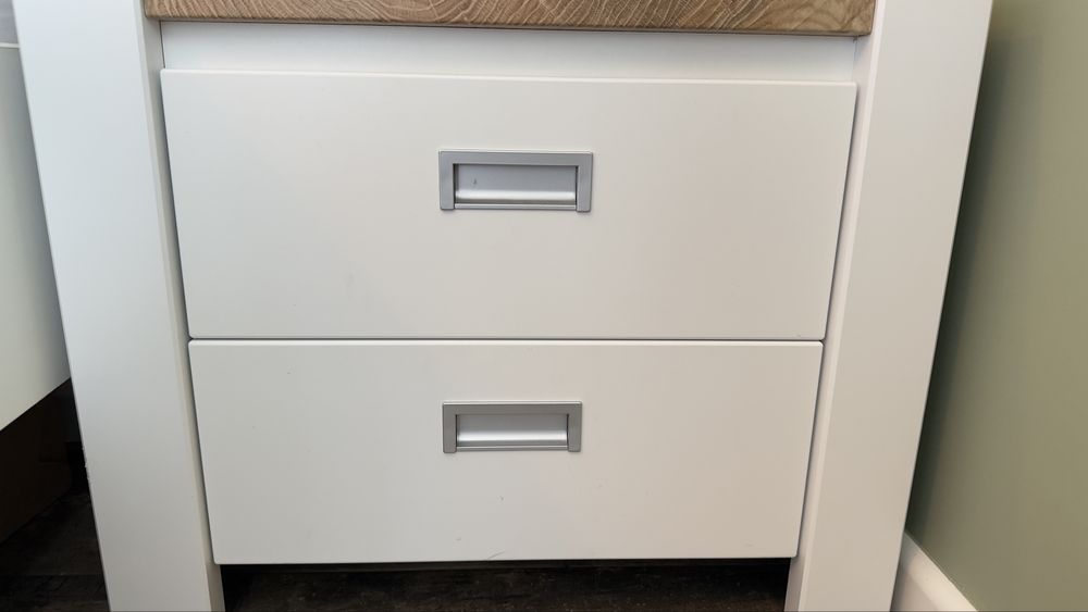 Rama łóżka + materac 160x200 cm stan bardzo dobry