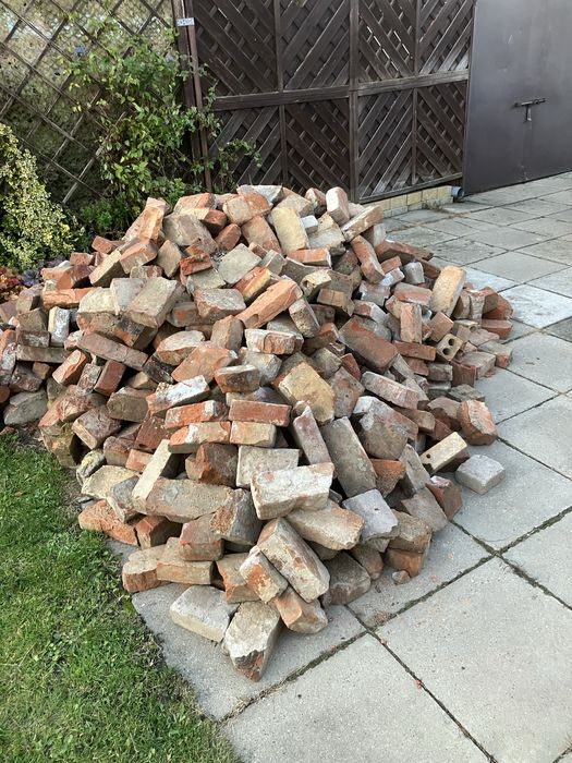 Cegła rozbiórkowa za darmo