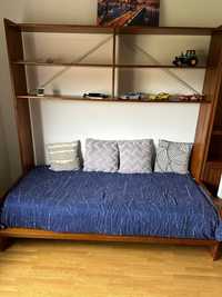 Mobília de madeira com cama de solteiro (c/ estrado) 190x90