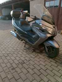 Suzuki Burgman AN 400