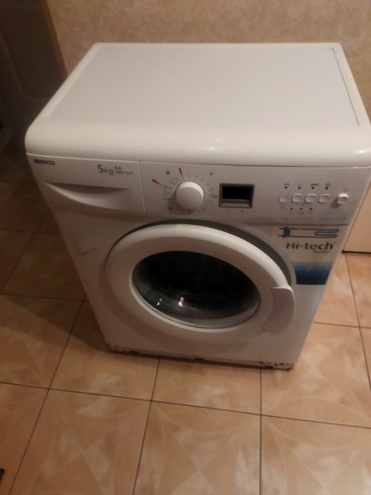 Продам недорого стиральная машина Веко