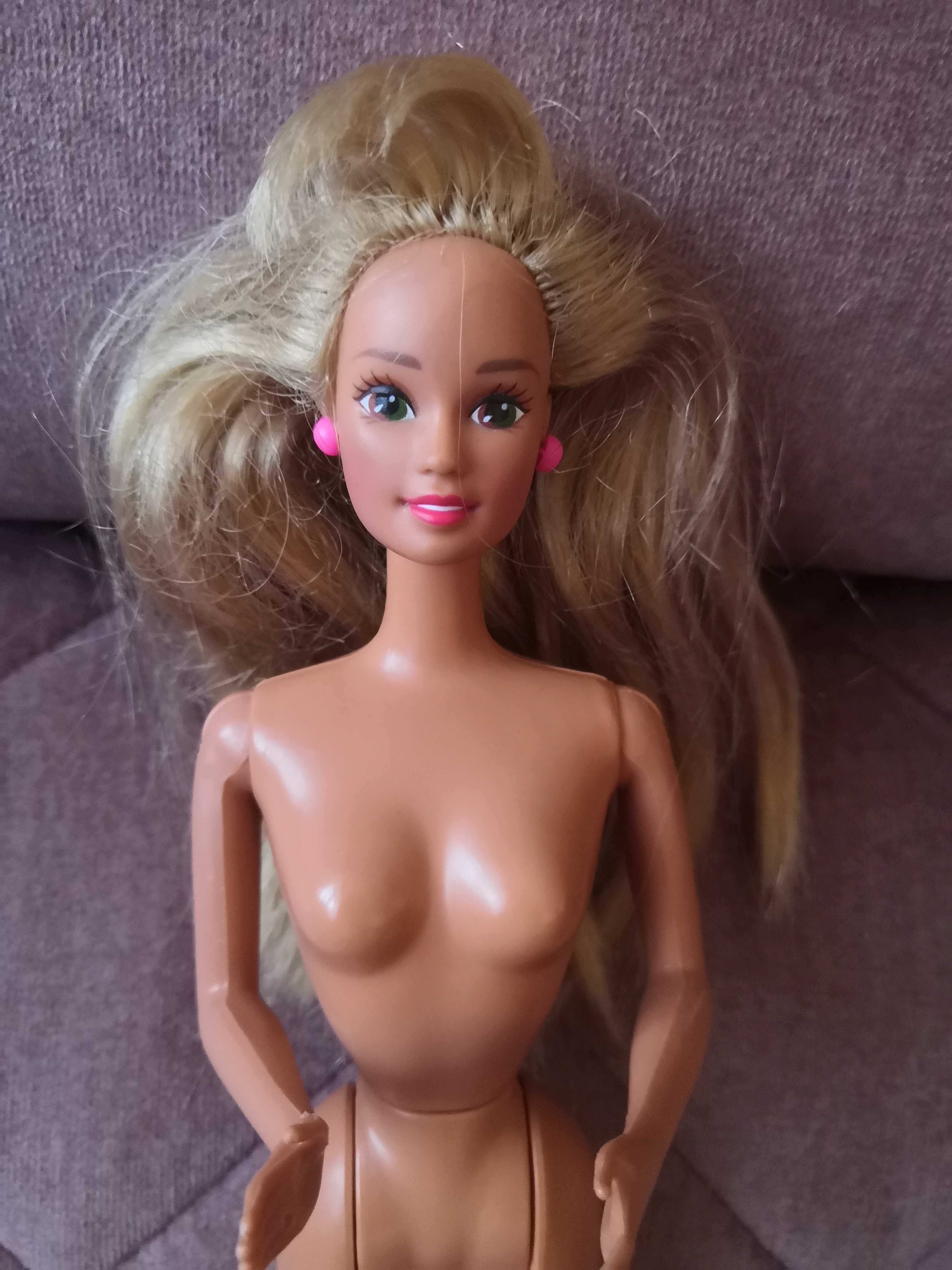 Lalka Barbie ciemnowłosa