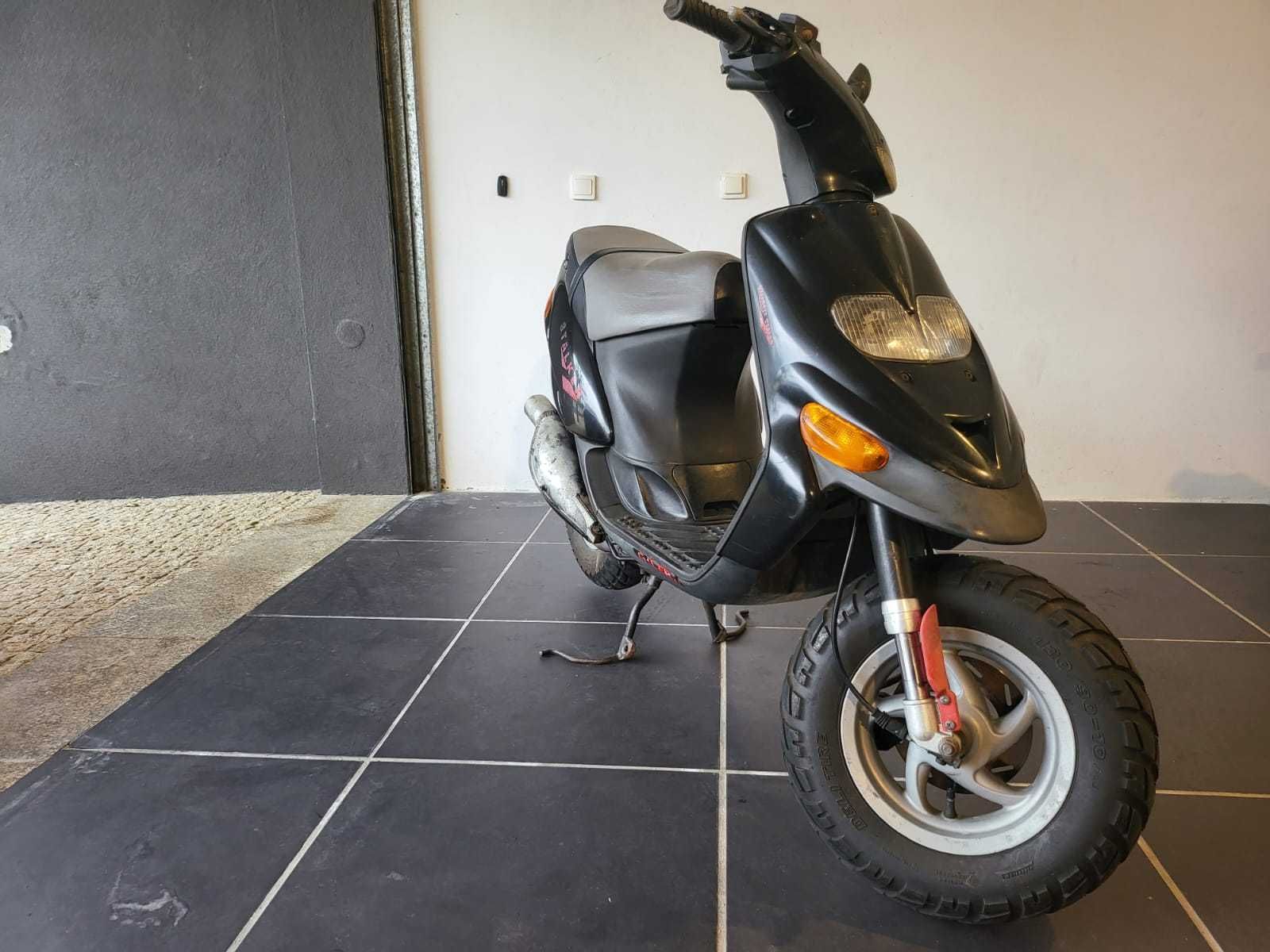 Gilera em bom estado